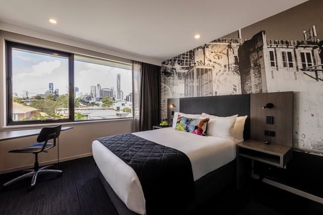 Superior City View Queen Room