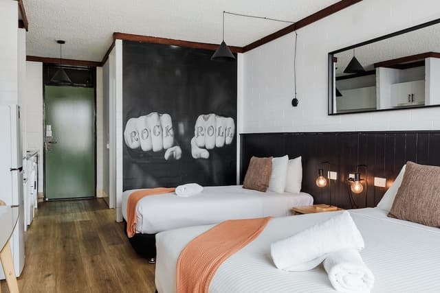 Twin Apartment