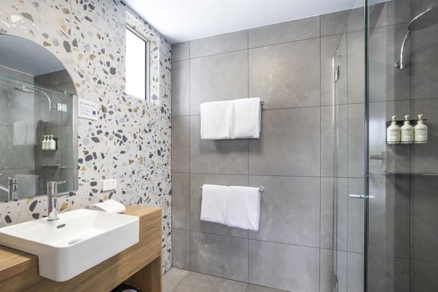 One Bedroom Apartment
