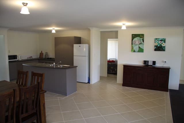House, 4 Bedrooms, 2 Bathrooms
