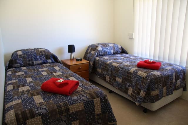 House, 4 Bedrooms, 2 Bathrooms