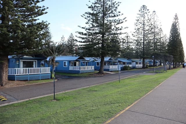 Riverside Cabin - 4 Berth