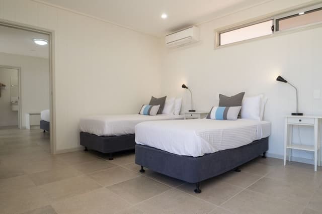 Family Suite, Multiple Beds, Private Bathroom