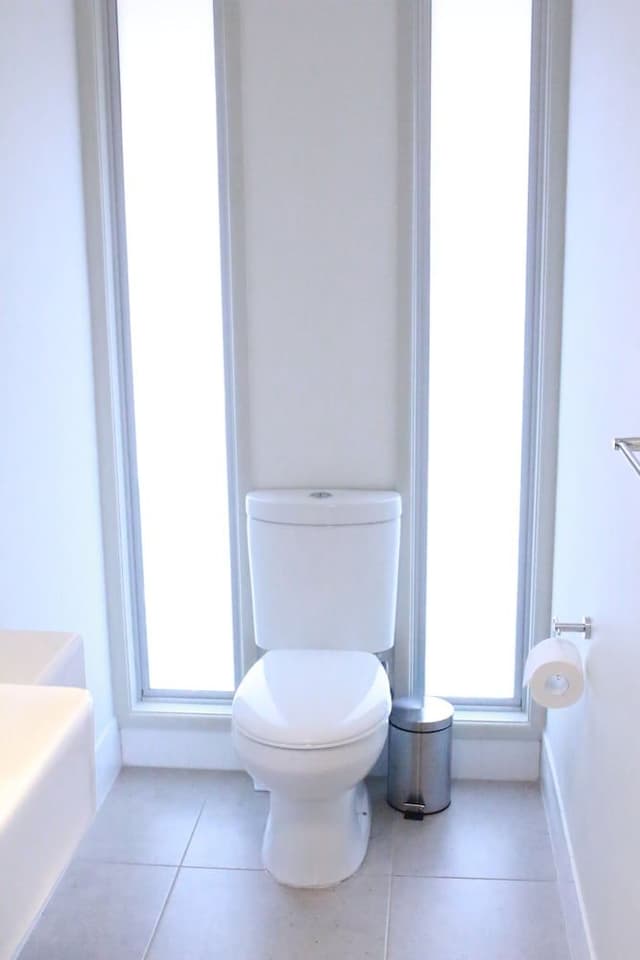 Deluxe Studio, 1 King Bed, Private Bathroom