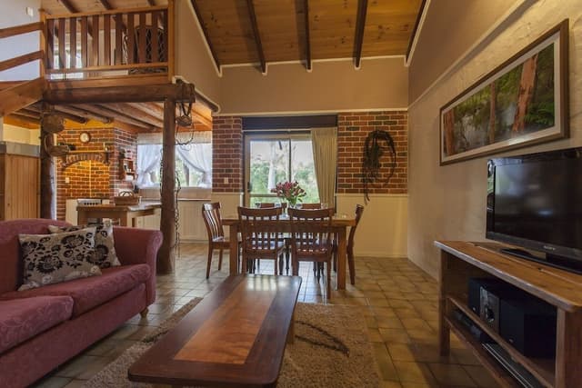 Splendid Wren Cottage