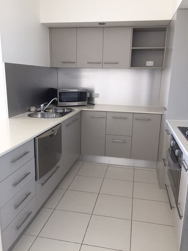 2 Bedroom Ocean View Apartment (Level 4)