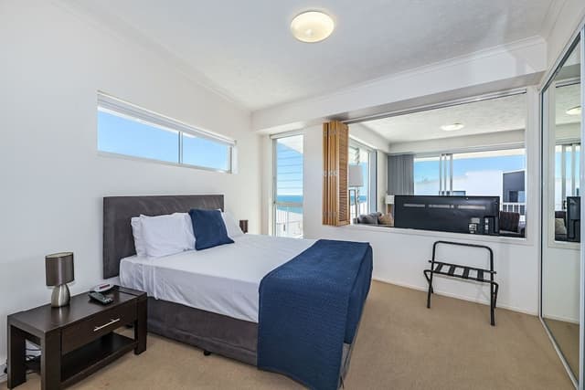 2 Bedroom Ocean View Apartment (Level 4)