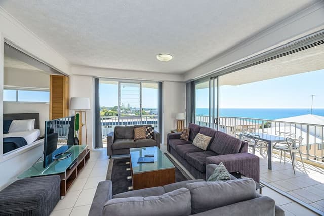 2 Bedroom Ocean View Apartment (Level 4)