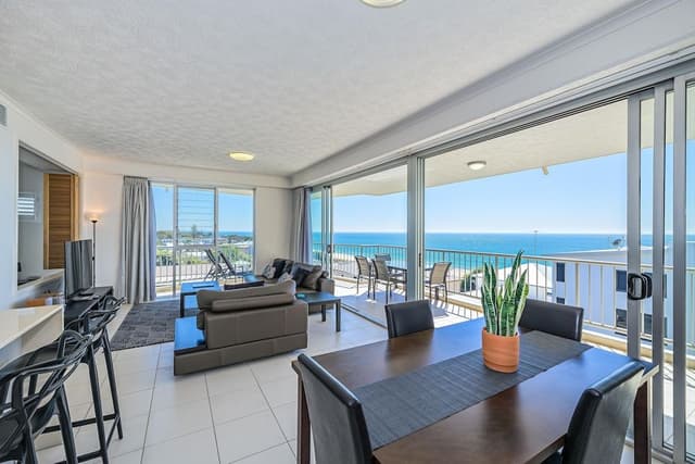 2 Bedroom Ocean View Apartment (Level 4)