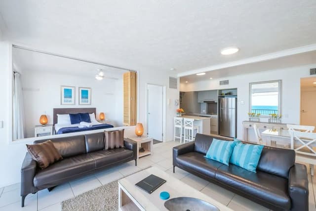 2 Bedroom Ocean View Apartment (Level 4)