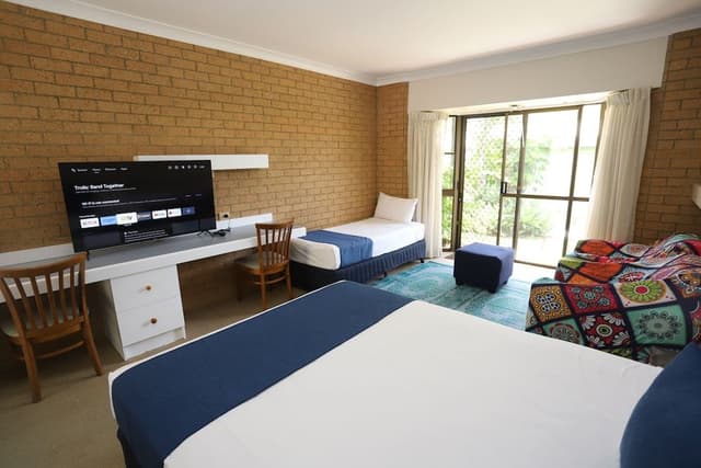 Twin Room - Pet Friendly