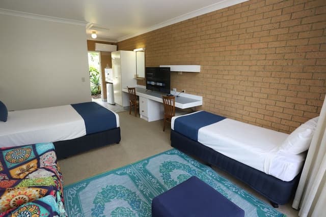 Twin Room - Pet Friendly