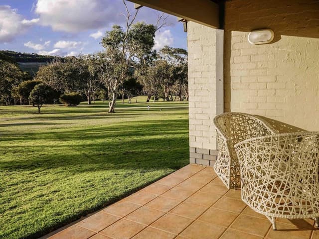 Room, 1 Queen Bed, Golf View