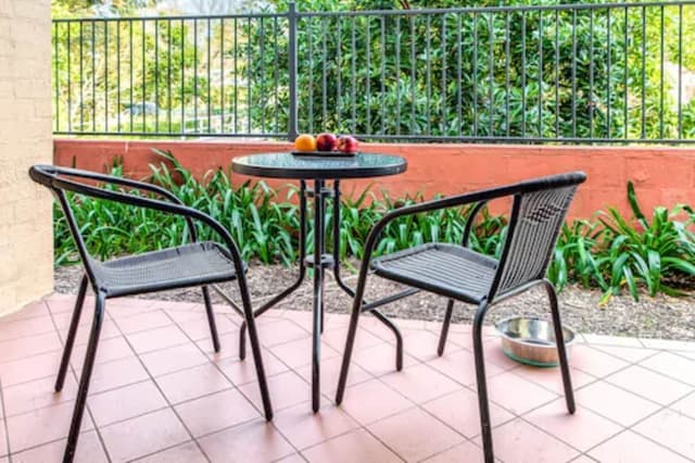 Deluxe Family Room, Free Wi-Fi & Parking