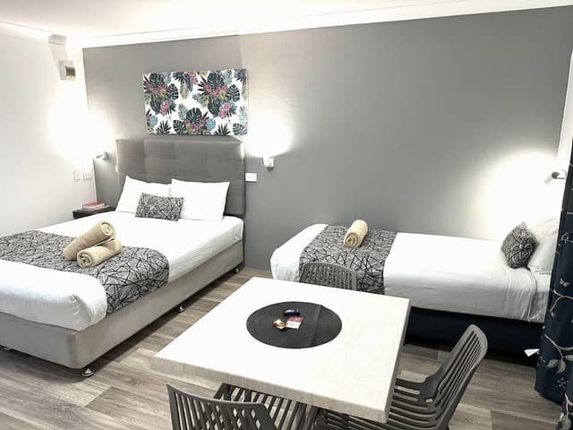 Standard Suite, 1 Bedroom (Double/Twin)