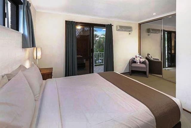 Executive Townhome, 2 Bedrooms, 2 Bathrooms
