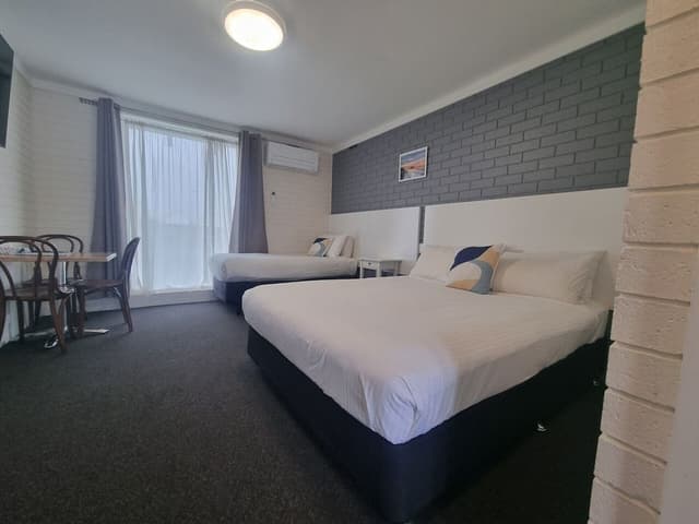 Standard Double plus Single Room