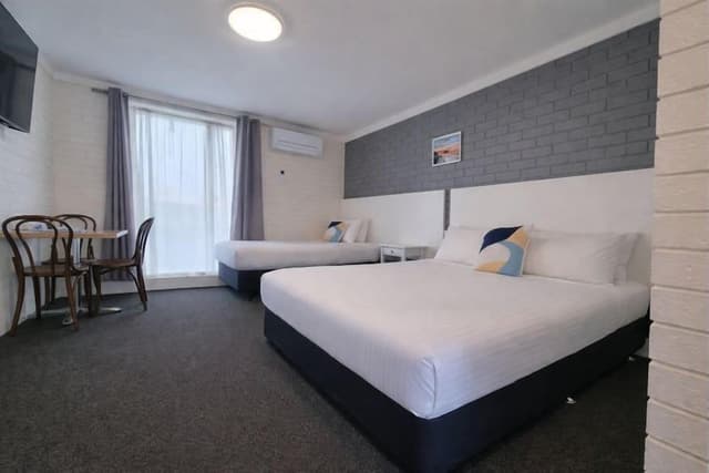 Economy Twin Room
