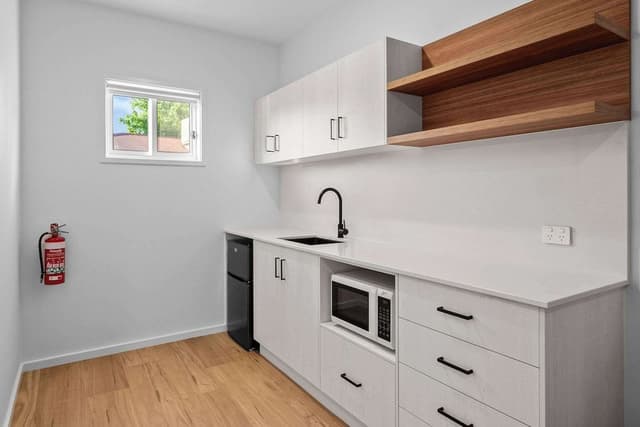 Room, 1 King Bed, Accessible
