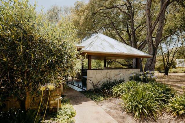 Garden Spa Villa