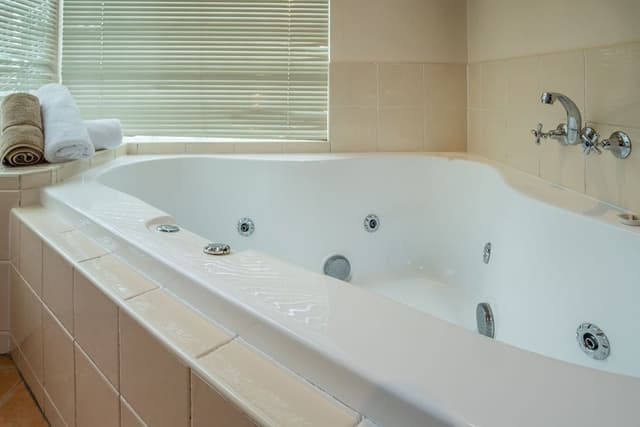 Executive Spa Suite