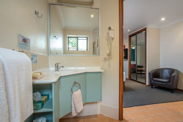 Deluxe Twin Room with Kitchen