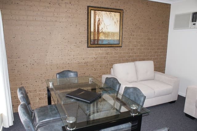 Family Apartment, 2 Bedrooms, Private Bathroom, Ground Floor (Twin Share Linen Surcharge Applies & p
