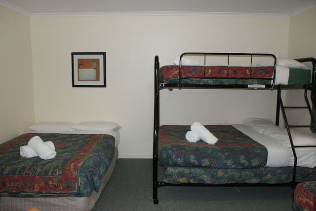 Premium Family Apartment, 2 Bedrooms, Kitchenette (Twin Share Linen Surcharge Applies & payable at p