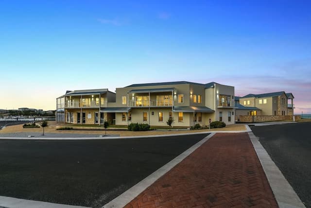 3 Bedroom Apartment