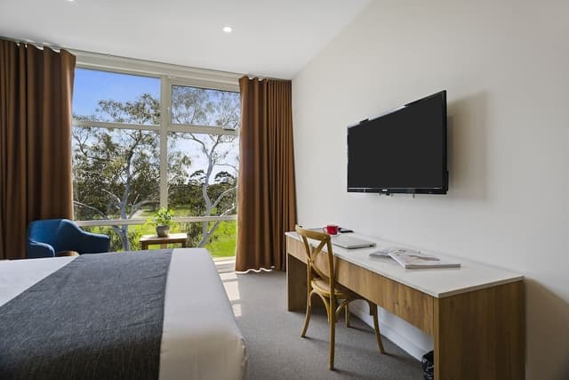 Queen Room