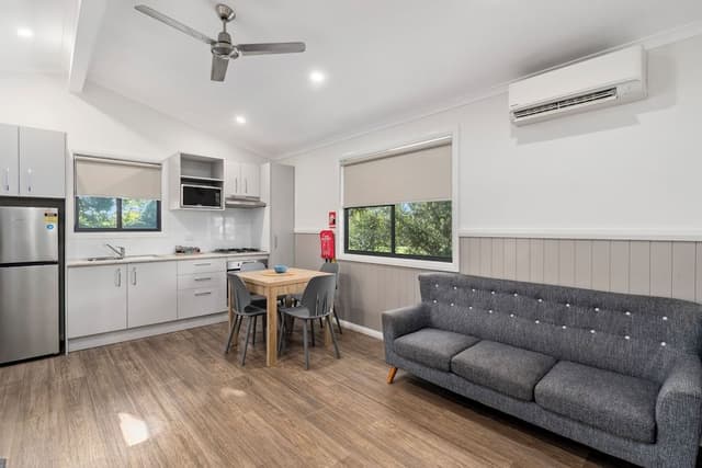 Superior 2 Bedroom Cabin - Not Pet Friendly