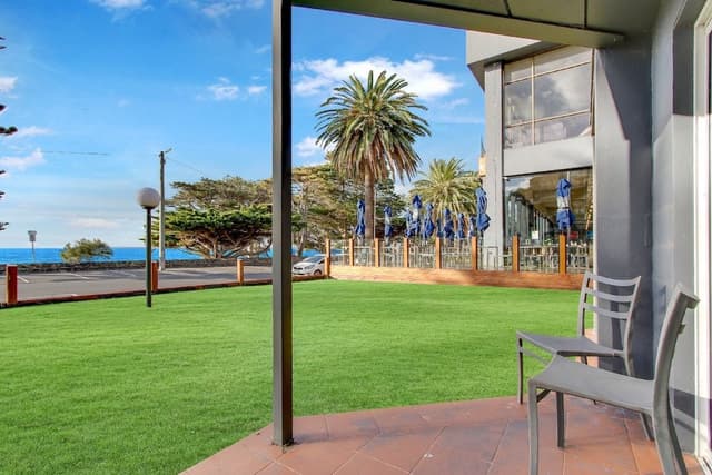 Bay View Room