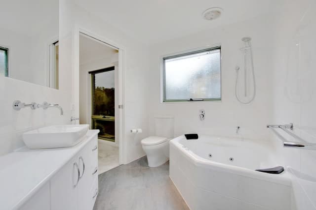 Four Bedroom Pool View Townhouse