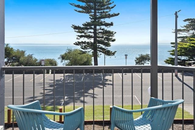 Bay View Queen Room