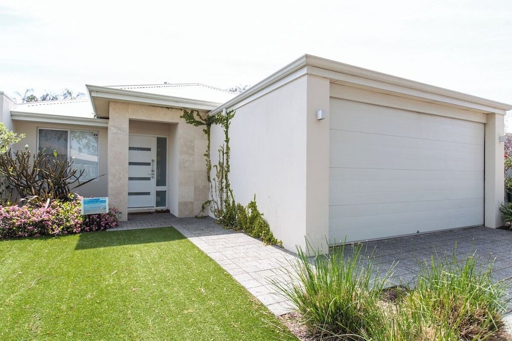 Contemporary Cove - Quindalup4