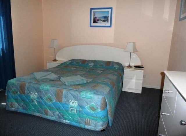 Standard Apartment, 2 Bedrooms, Non Smoking, Kitchen (Pool View Unit)