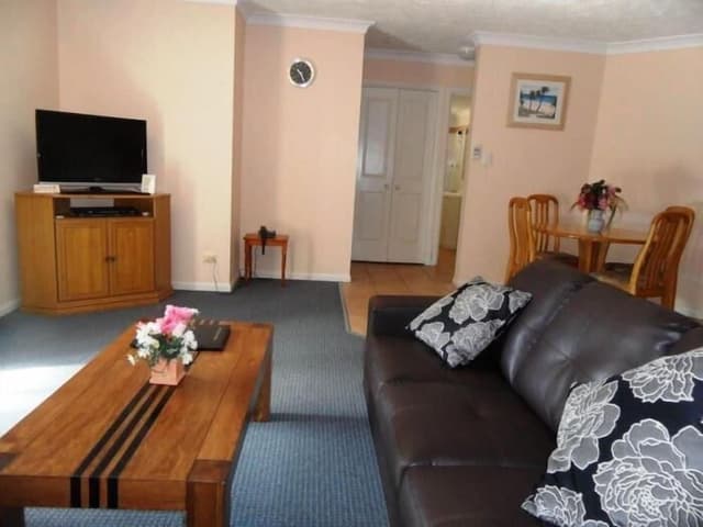 Standard Apartment, 2 Bedrooms, Non Smoking, Kitchen (Pool View Unit)