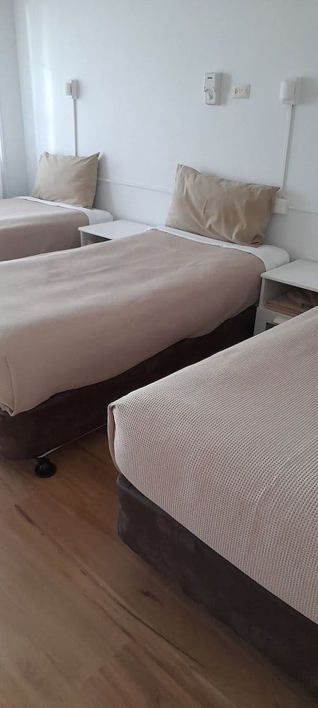 Triple Room, 3 Twin Beds