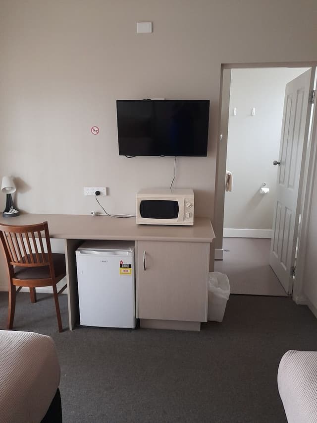 Economy Room, Multiple Beds