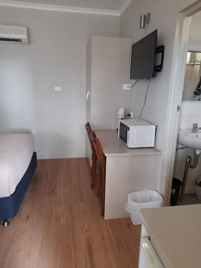 Economy Room, Multiple Beds