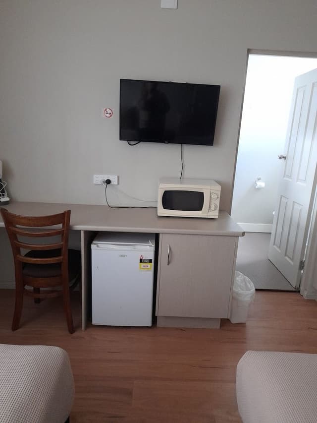 Economy Room, Multiple Beds