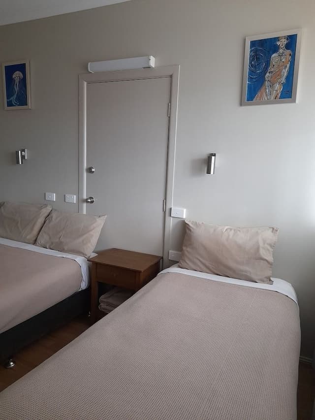 Economy Room, Multiple Beds