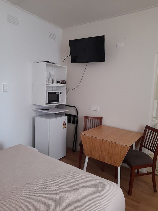 Economy Room, Multiple Beds