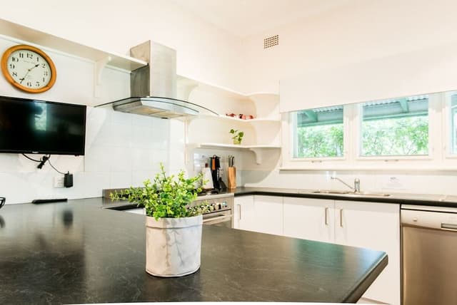 Comfort House, 3 Bedrooms, Garden Area