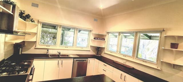 Comfort House, 3 Bedrooms, Garden Area