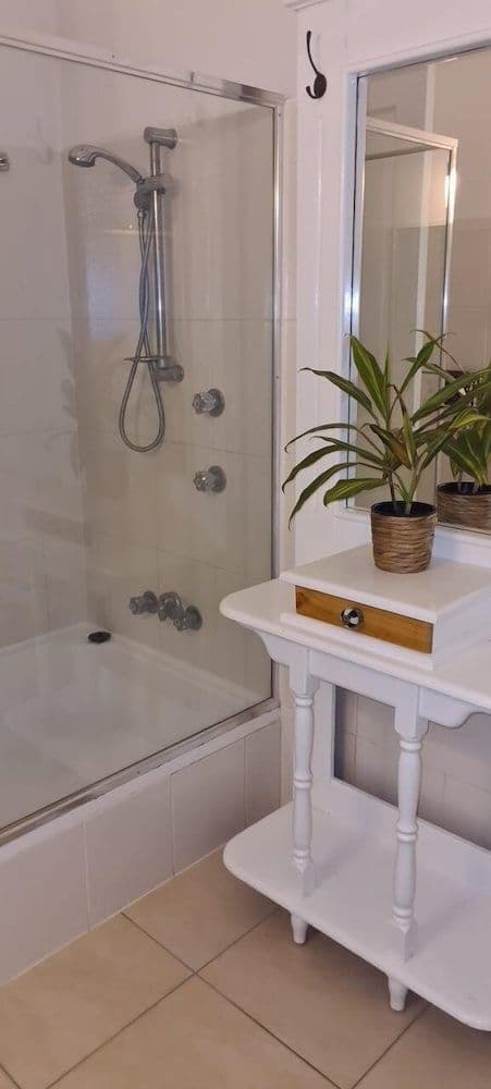 Comfort House, 3 Bedrooms, Garden Area