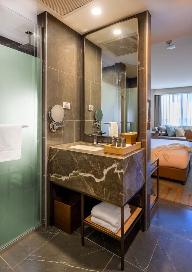 Superior King Room