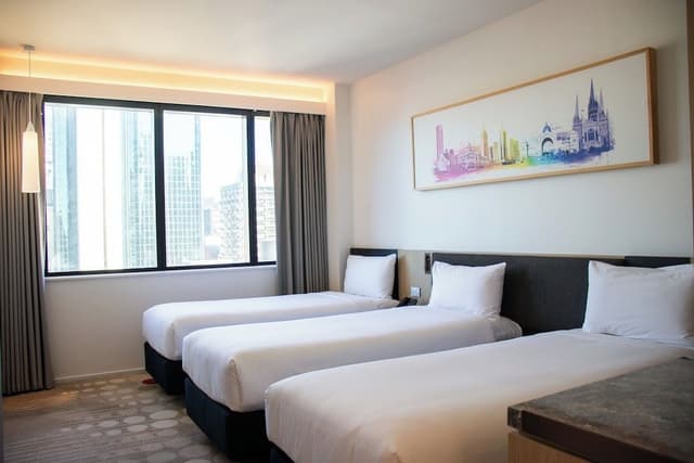 Superior King Zip with 1 Single Bed