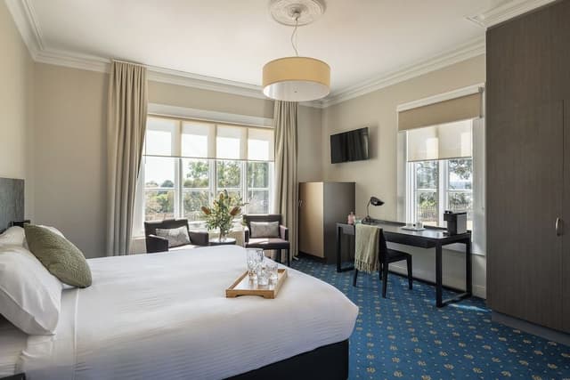 Governors King Room