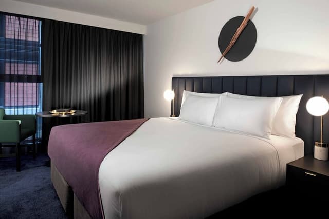 Classic Room, 1 King Bed